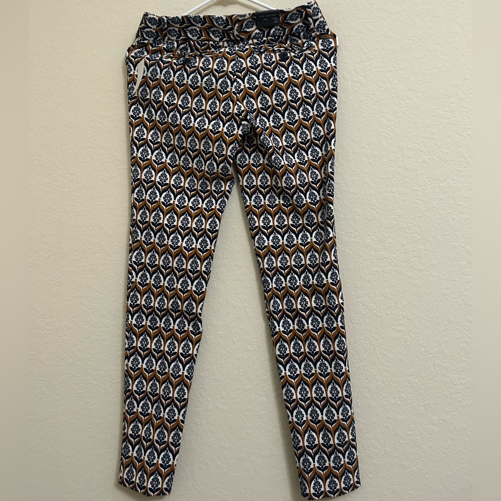The Limited Pants. Size: 00